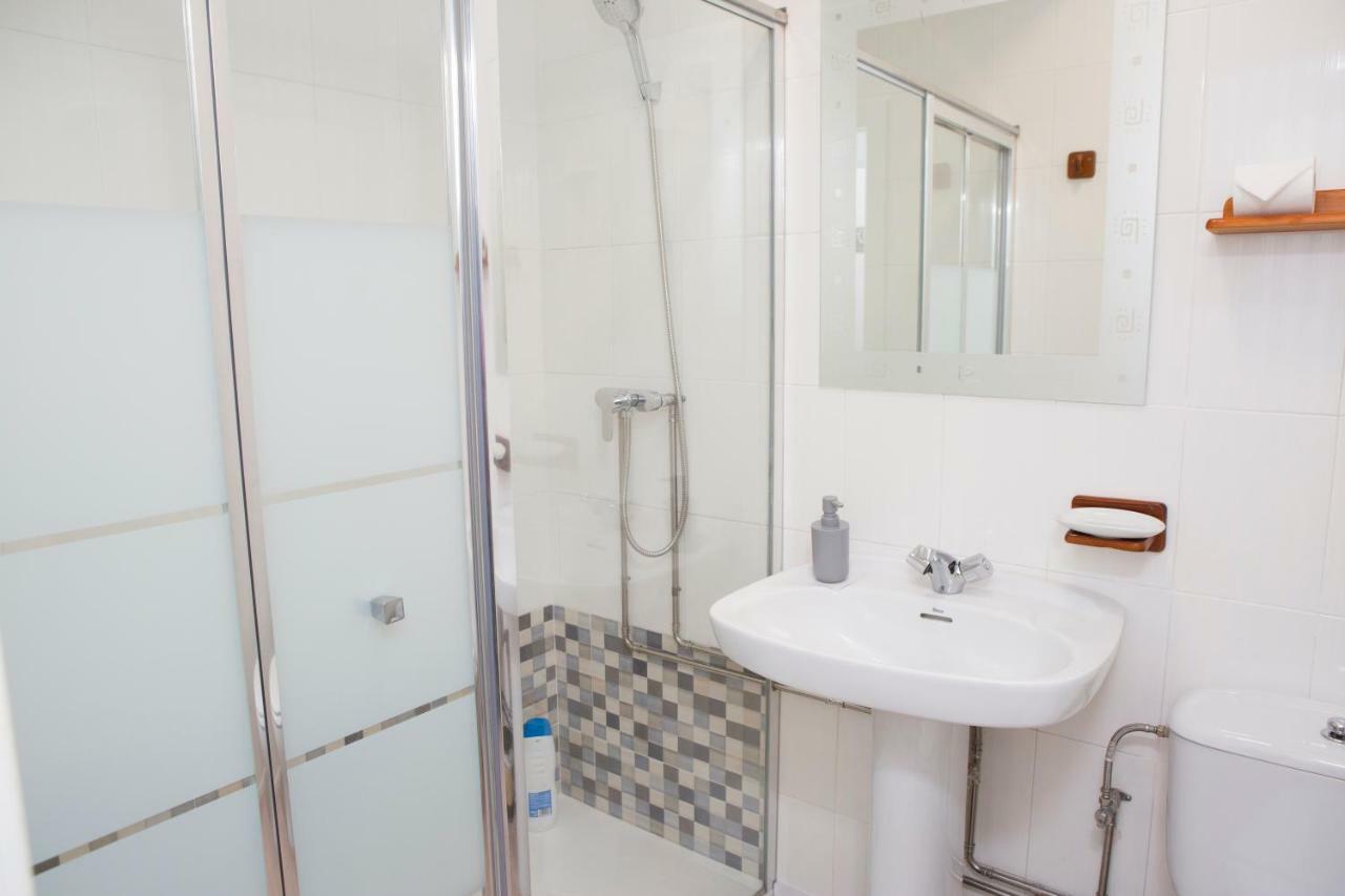 Hostal Kukia Нойя Экстерьер фото
